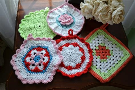 Closet Crafter Old Fashion Crocheted Potholders