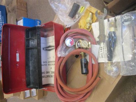 Uniweld Refrigerant Leak Detector Kit New