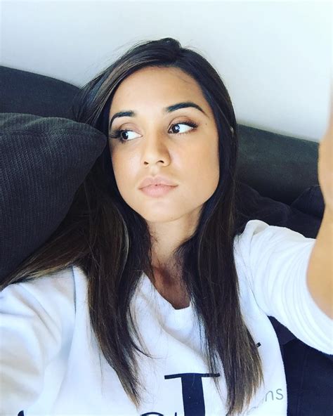 Summer Bishil The Fappening Sexy Selfies Photos The Fappening