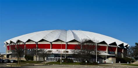 Veterans Memorial Coliseum Editorial Image Image Of Veterans 69070200