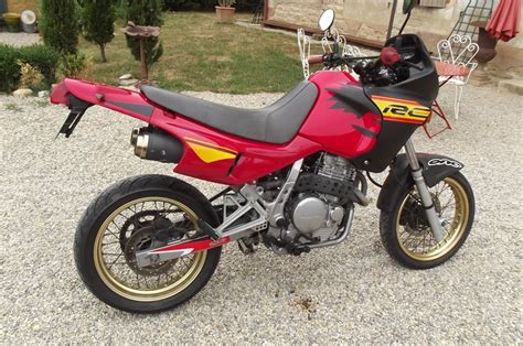 We have had our honda xr650 for over a year now, and it has been ridden hard and put away wet and dirty. Review of Honda NX 650 Dominator 1994: pictures, live ...