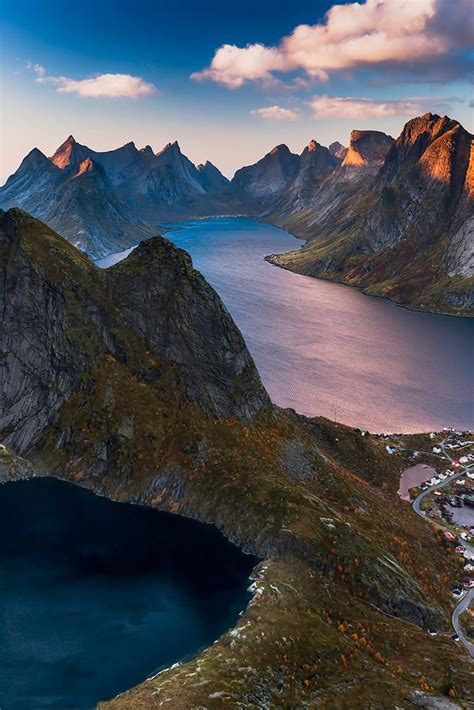 Reinebringen View Lofoten Norway Travel Lofoten Places To Travel