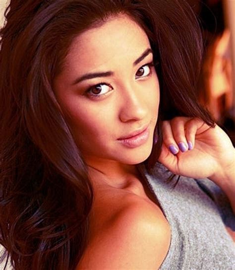 Shay Mitchell Vs Amber Heard Poll Results Actresses Fanpop