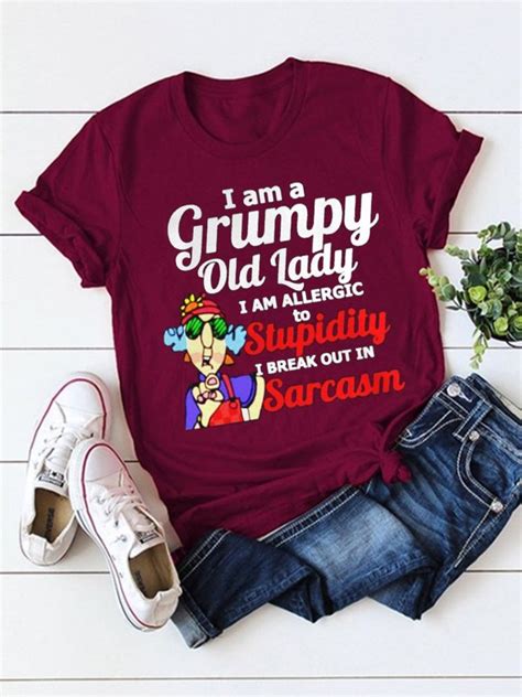 I Am A Grumpy Old Lady Graphic Tee Noracora