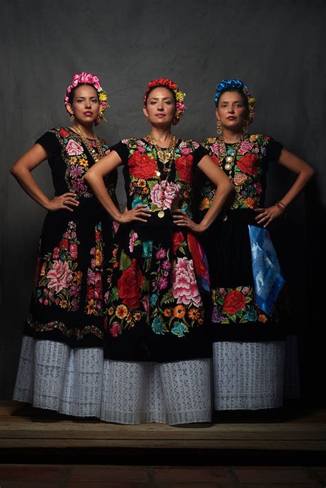 Photographer Captures The Breathtaking Beauty Of Mexico’s Indigenous Communities Traditional
