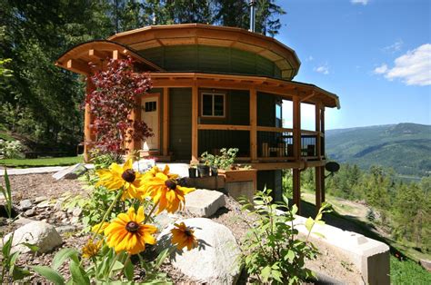 These plans can be simple yet cozy places to retreat on the weekend or your summer vacation. Chic Alpine Cabin By Vancouver Firm Nabs Global Award ...