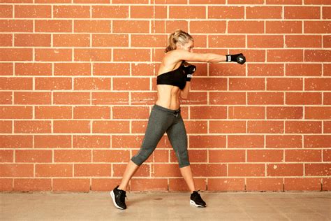 A 28 Minute Boxing Workout For Sexy Arms And Shoulders Livestrongcom