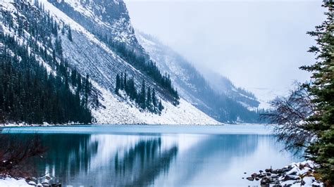 Download Wallpaper 1600x900 Lake Mountain Fog Snowy Mountain