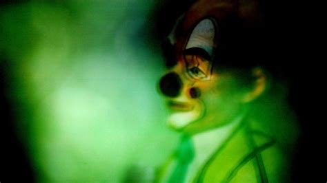 Creepy Clown Police Warnings As Craze Spreads Bbc News