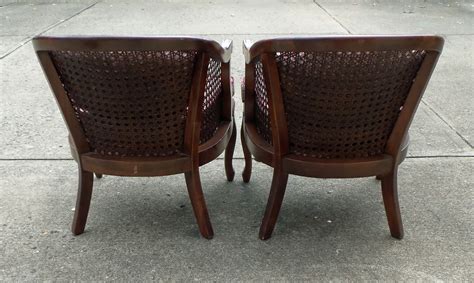 Seat is an equilateral triangle with 14 sides. Larissa Hill Designs: Craigslist Cane Chairs