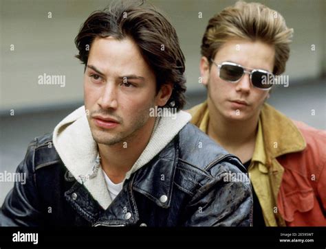 Keanu Reeves River Phoenix My Own Private Idaho New Line Cinema File Reference