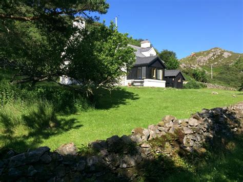 You are currently looking for holiday cottages that are available for rental in lochinver. 3 bed House in Lochinver - 286245 - Torbreck Croft ...