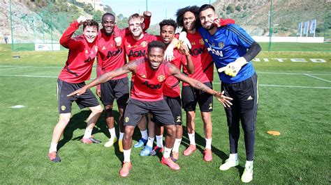 A very special episode today from the aon training complex where united have been playing against each other in 7v7 matches and you can watch all of the best. Inside day two of Man Utd training in Spain on 10 February ...