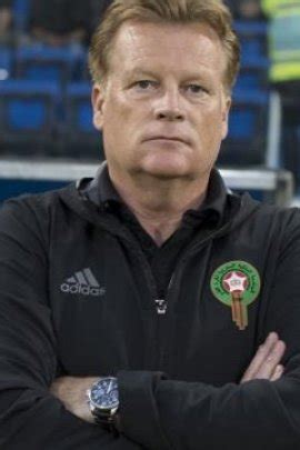 Hij maakte deel uit van het succesvolle haagse team in de jaren zeventig van de vorige eeuw en kwam. Feyenoord Rotterdam 1982/1983 - Tous les transferts de la ...