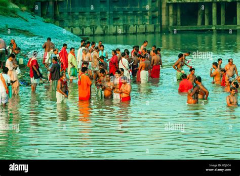 Kolkata India January 14 2016 Devotees Taking Holy Dip At Har Ki Pauri On River Ganga On