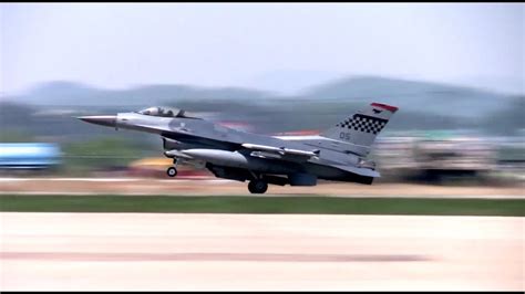 F 16 Landings Osan Air Base Korea Youtube
