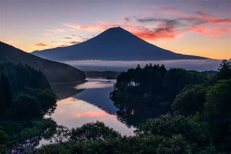 Pin By Prasit Tangjitrapitak On 富士 Summer Scenery Mount Fuji Japan