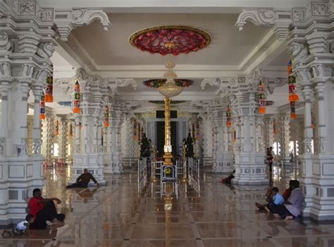 Is the largest lord murugan temple outside of india. Saratha Devi: Arulmigu Bala Thandayuthapani Hilltop ...