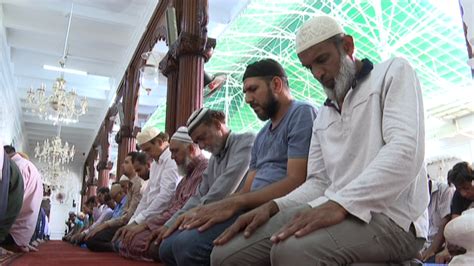 VidÉo Laylat Al Qadr Célébration De La 27e Nuit Du Ramadan Aujourd