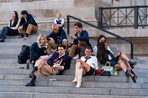 Hbo Maxs Gossip Girl Reboot First Look Photos A First Look At The