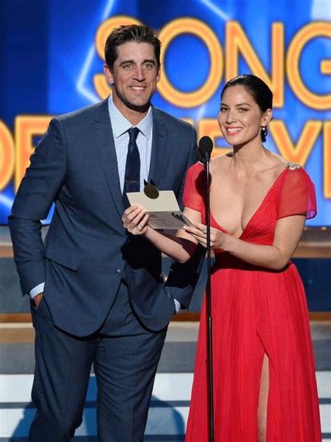 Report Packers Quarterback Aaron Rodgers Is Dating Olivia Munn Do You