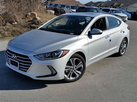 The new design is cleaner and more elegant, the interior is more pretty good, not surprisingly. 2017 Hyundai Elantra GLS DEMO-8YR/160,000KM POWERTRAIN ...