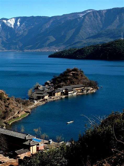 Lugu Lake A Photo From Sichuan Central Trekearth Chengdu China