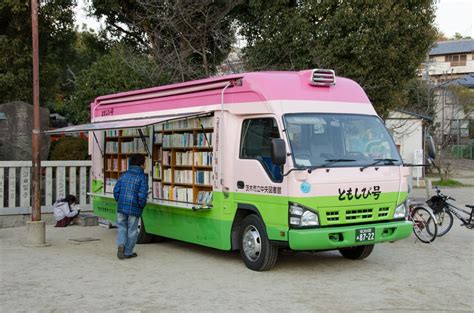 On National Bookmobile Day 12 Amazing Bookmobiles That Show The Power