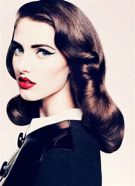 By jodie michalak hair stylist. 1940s Hairstyles For Womens To Try This Year - Feed ...