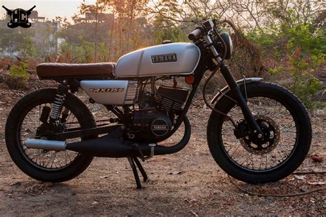 Yamaha Rx 135 Brat Cafe Racer With By Hindustan Customs Side Profile