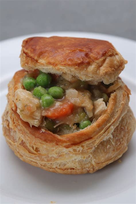 These pies are delicious freshly baked from the oven or made in advance and frozen. Mini Chicken Pot Pies | Mini chicken pot pies, Recipes ...