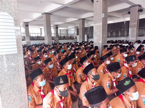 Kunjungan Bu Nyai Farida Salahuddin Wahid Ke Tebuireng 2