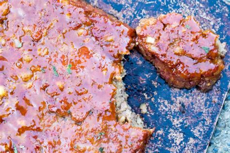 Bake at 350 degrees for 1 hour. 2 Lb Meatloaf At 325 - Meatloaf Recipe Epicurious Com ...