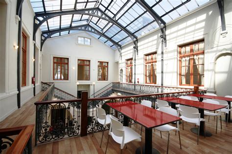 Galería De Restauración Y Renovación Del Edificio Moneda 759 Teatro