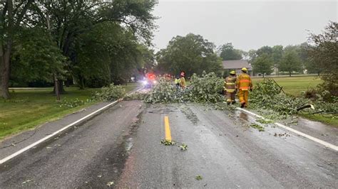 Photos Severe Thunderstorms Winds Knock Down Trees Power Lines