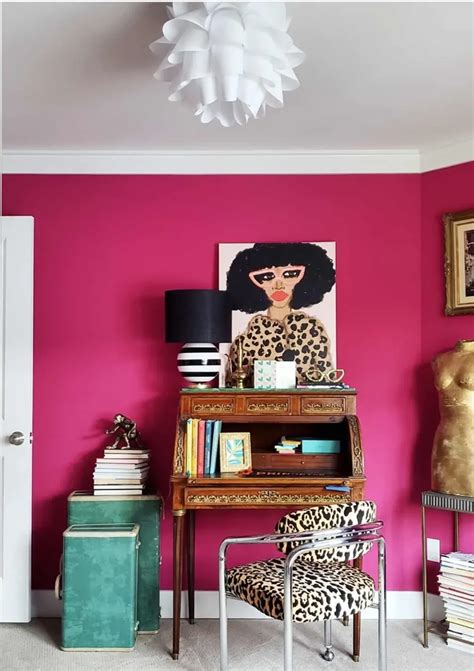 This Bold Magenta Home Office Will Inspire Your Work-From-Home Life