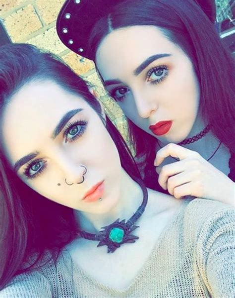 8 Instagram Famous Twins Whose Posts Will Give You Envy