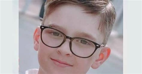 Francia Un Niño De 13 Años Se Suicida Después De Sufrir Acoso Homofóbico