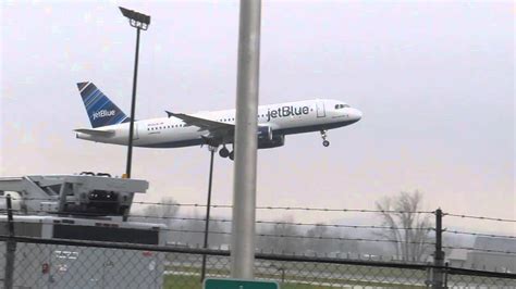 Jetblue A320 Taking Off Syracuse Nysyr Youtube