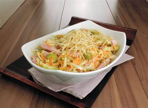 Com essa receita deliciosa de repolho super cremoso, que vai conquistar a família toda, não tem desculpa que justifique não comer! Receitas com repolho: 9 ideias para uma refeição barata e ...