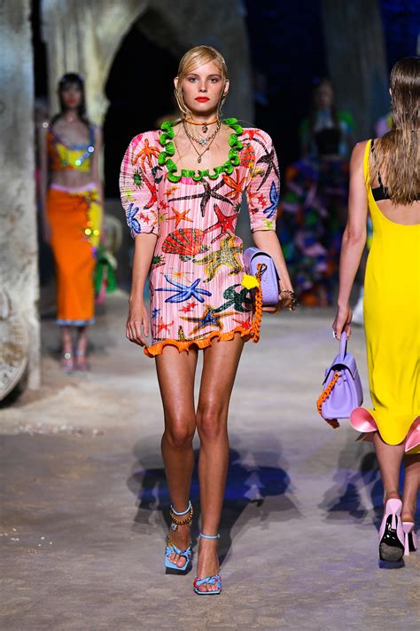 Versace Spring 2021 Fashion Show The Impression