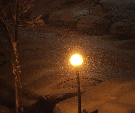 Winter 2010 00006 I Love Falling Snow At Night In Urban Flickr