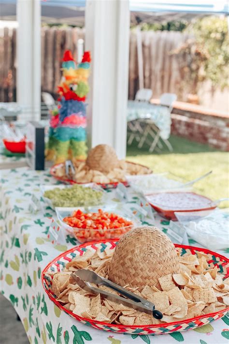 This was nacho average graduation party… both my sister and i were celebrating graduations this year i just graduated college from sdsu. Taco Party Build Your Own Nacho Bar | Fiesta birthday ...