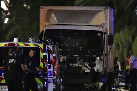 Attentat Nice 2019 - Attentat à Nice: la France de nouveau endeuillée - Pieuvre.ca