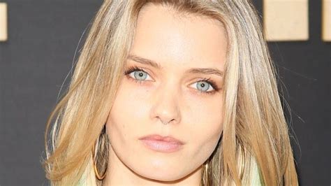 Supermodel Abbey Lee Kershaw Is Just Like Us Sometimes