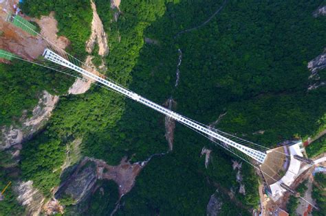 สะพานแก้วแห่งใหม่ที่พี่จีนภูมิใจเสนอ