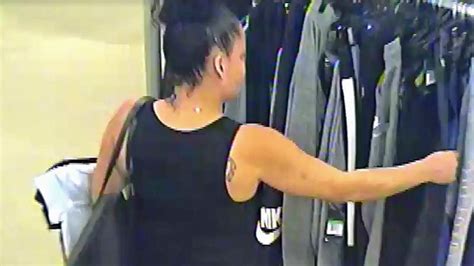 Macys Shoplifter Bites Worker Who Tries To Stop Her On Long Island