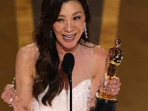 Hollywood Actress Michelle Yeoh Gets Crystal Award At World Economic Forum Hollywood Gulf News