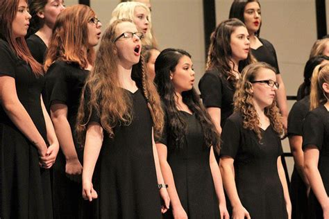 Choir Has Successful Winter Concert The Roar