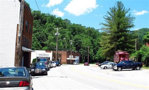 Blink And Youll Miss These 13 Teeny Tiny Towns In West Virginia